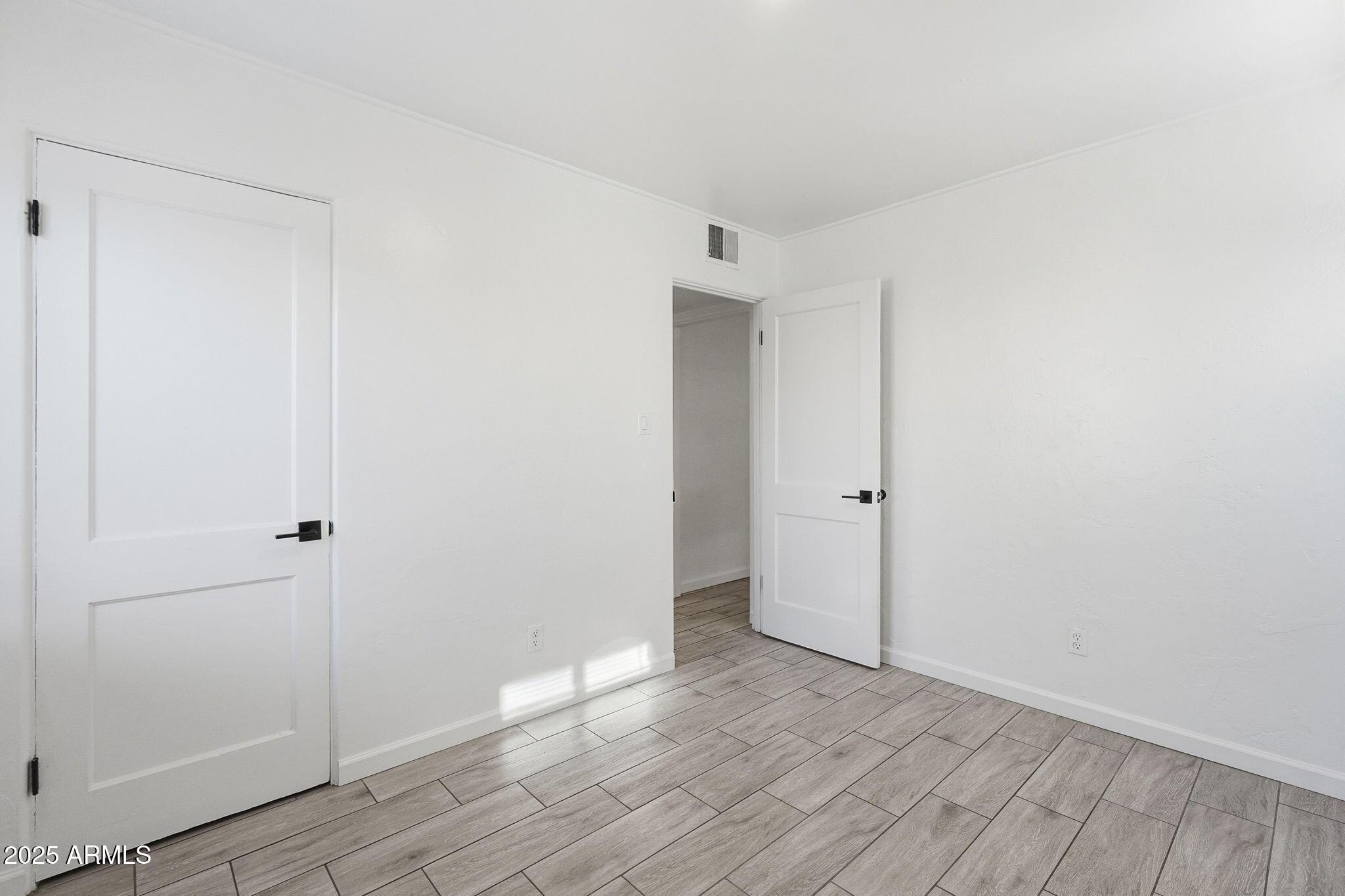 2245 East Flower Street Phoenix, AZ 85016 - Photo 18 of 25 Photo #18