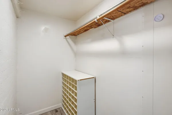 $1,895 | 2245 East Flower Street, Phoenix, AZ 85016