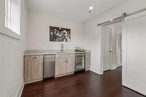 $695,000 | 301 Canton Way, Roswell, GA 30075