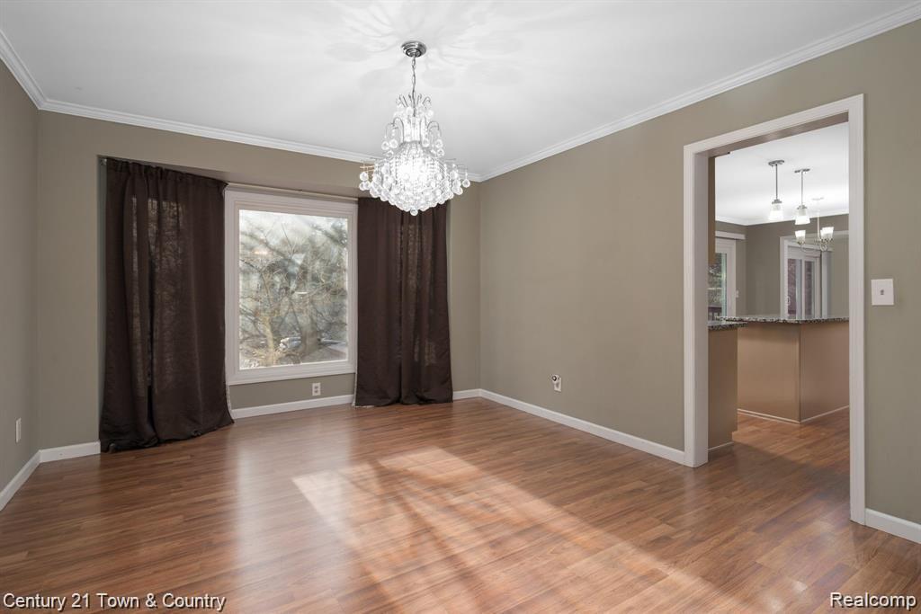1275 Cobridge Drive Rochester Hills, MI 48306 - Photo 8 of 39