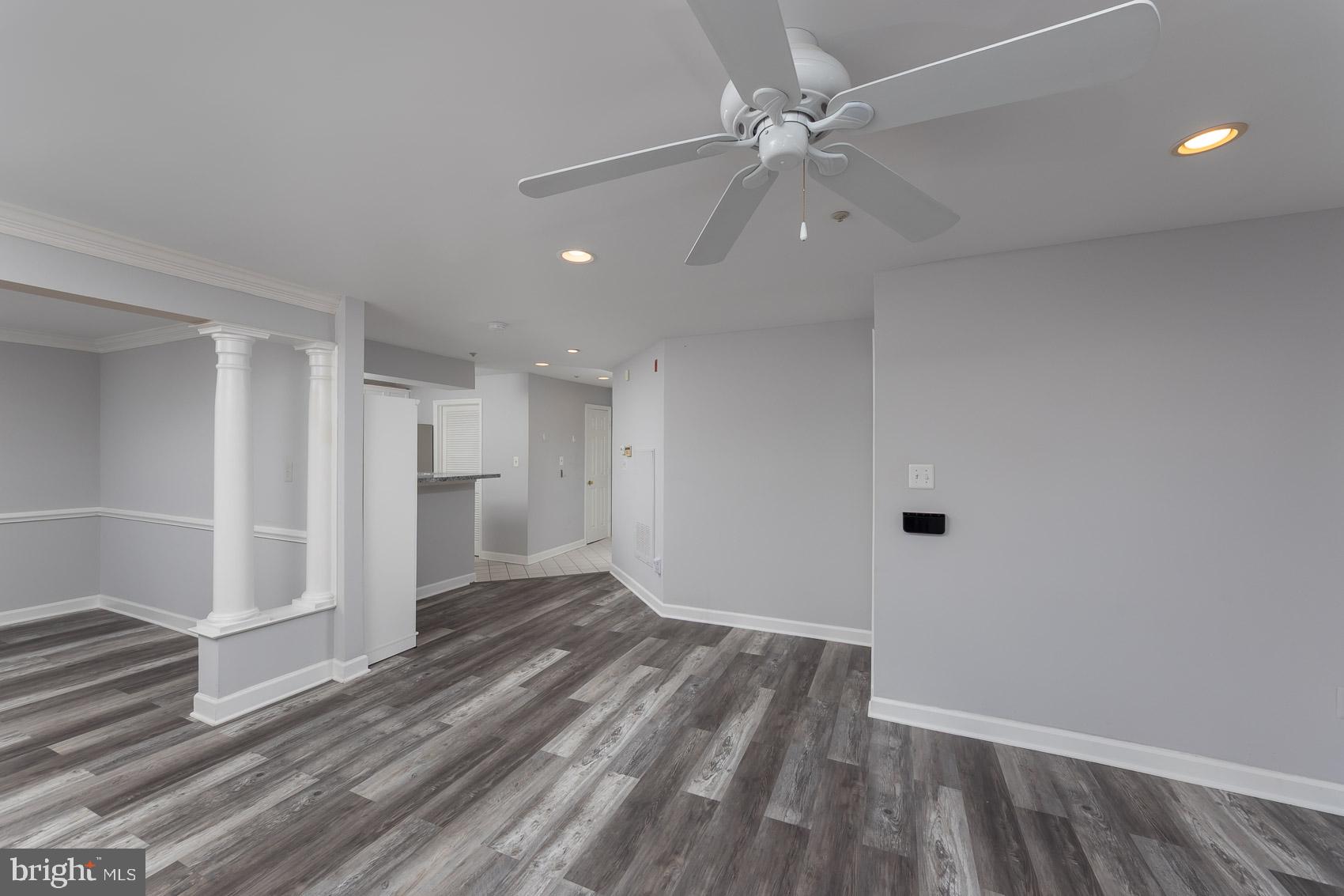 6832 I Hayley Ridge Way, Unit I Baltimore, MD 21209 - Photo 7 of 31 Spacious, modern living area awaits you.