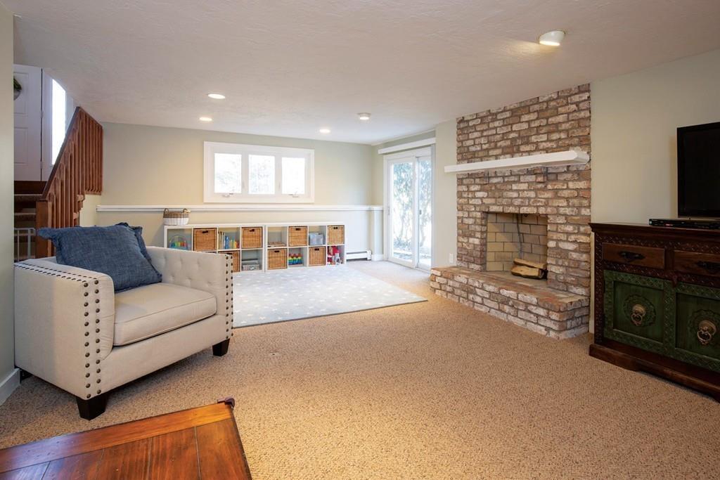 29 Rolfe Road Marlborough, MA 01752 - Photo 8 of 9 Gallery Image 8