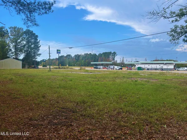 $70,000 | 45 North Old Highway, Lauderdale, MS 39335