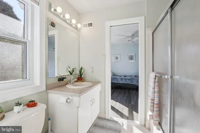 $819,000 | 1 Daisy Lane, Ambler, PA 19002