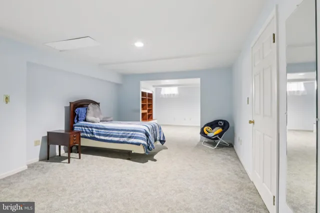 $819,000 | 1 Daisy Lane, Ambler, PA 19002