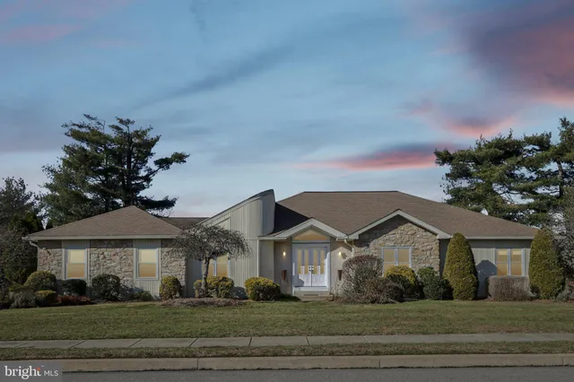 $819,000 | 1 Daisy Lane, Ambler, PA 19002