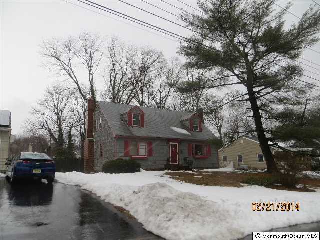 4 Maple Avenue Matawan, NJ 07747 - Photo 1 of 11 Primary Photo