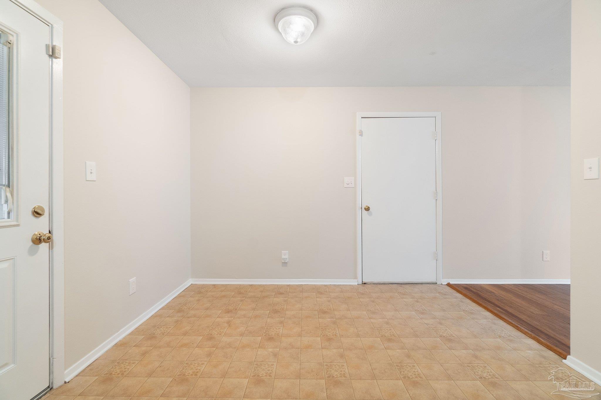 4263 Avenida San Marcus Pace, FL 32571 - Photo 11 of 34