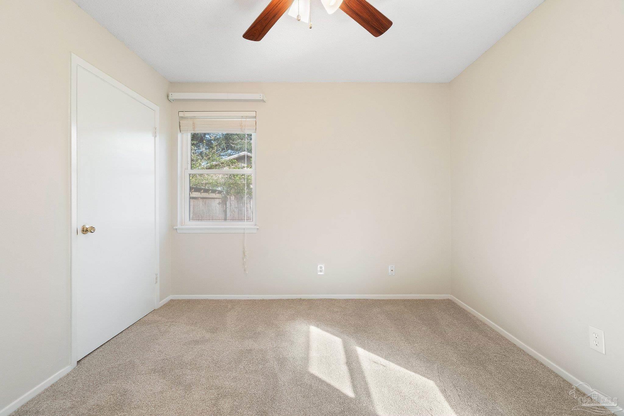 4263 Avenida San Marcus Pace, FL 32571 - Photo 24 of 34