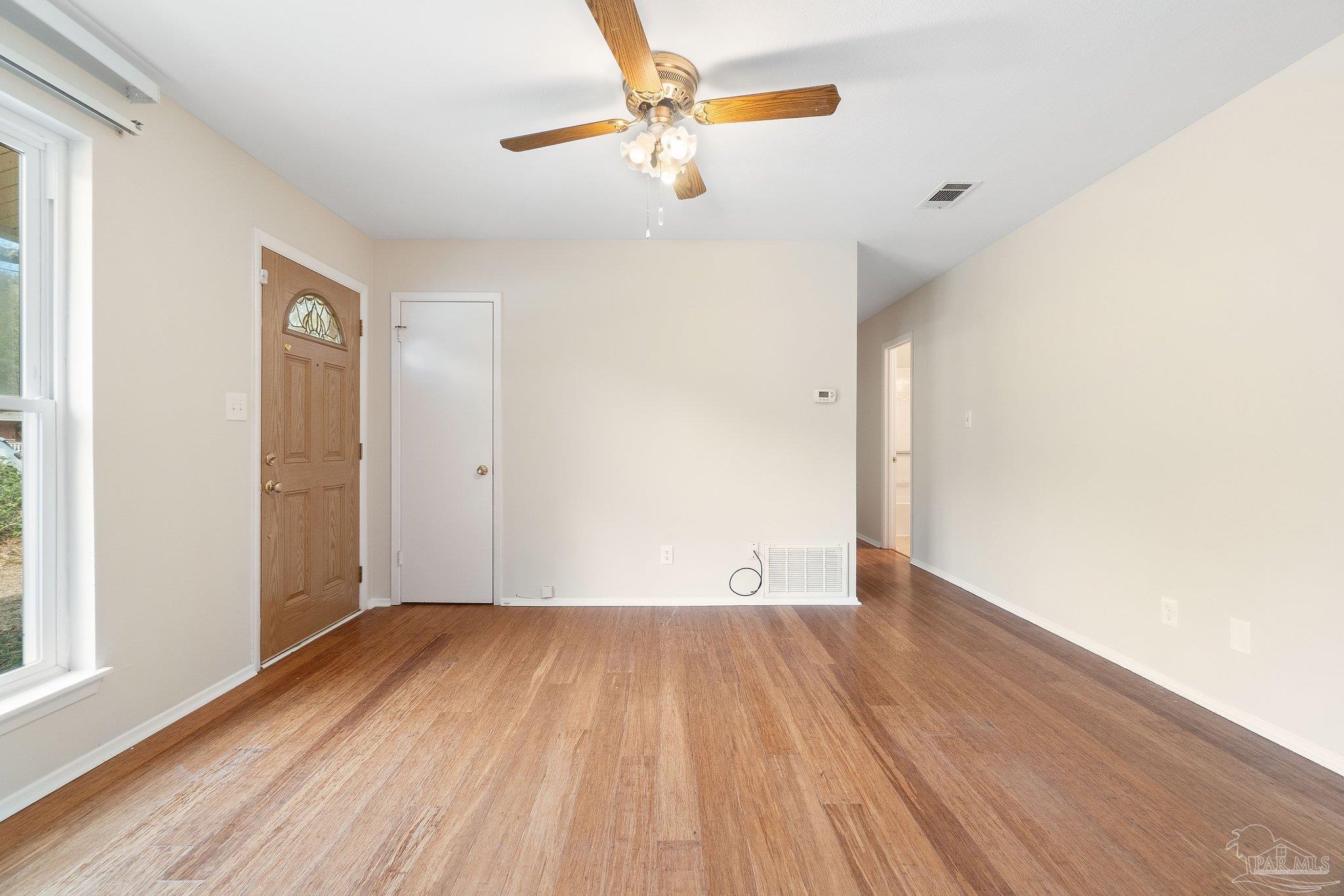 4263 Avenida San Marcus Pace, FL 32571 - Photo 8 of 34