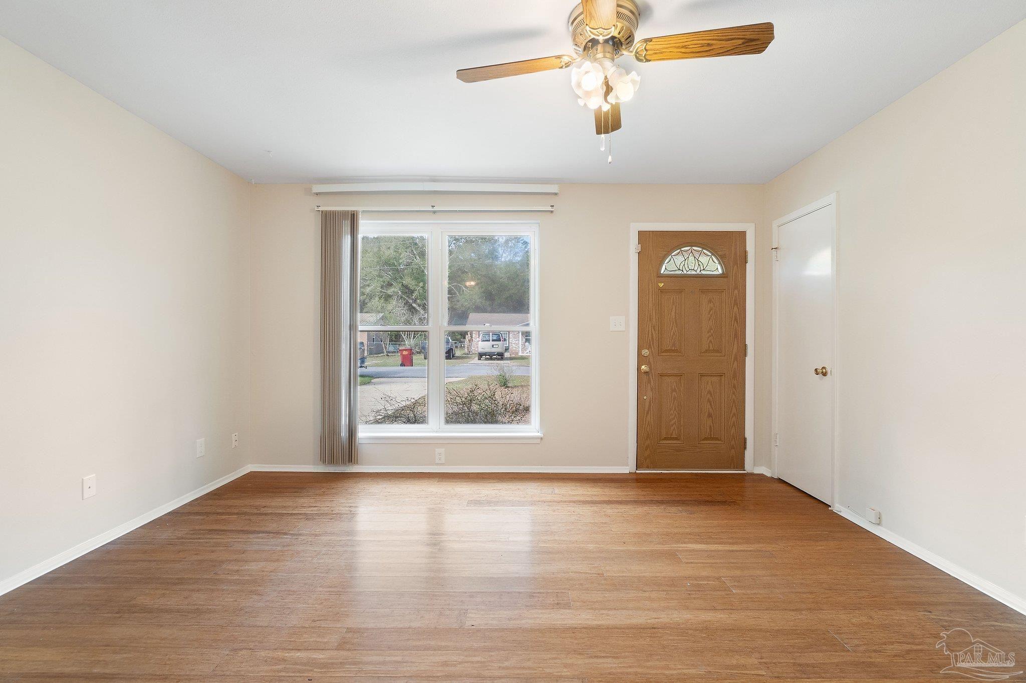 4263 Avenida San Marcus Pace, FL 32571 - Photo 9 of 34