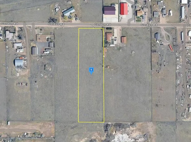 $189,999 | 2001 Gordon Road, Cheyenne, WY 82007