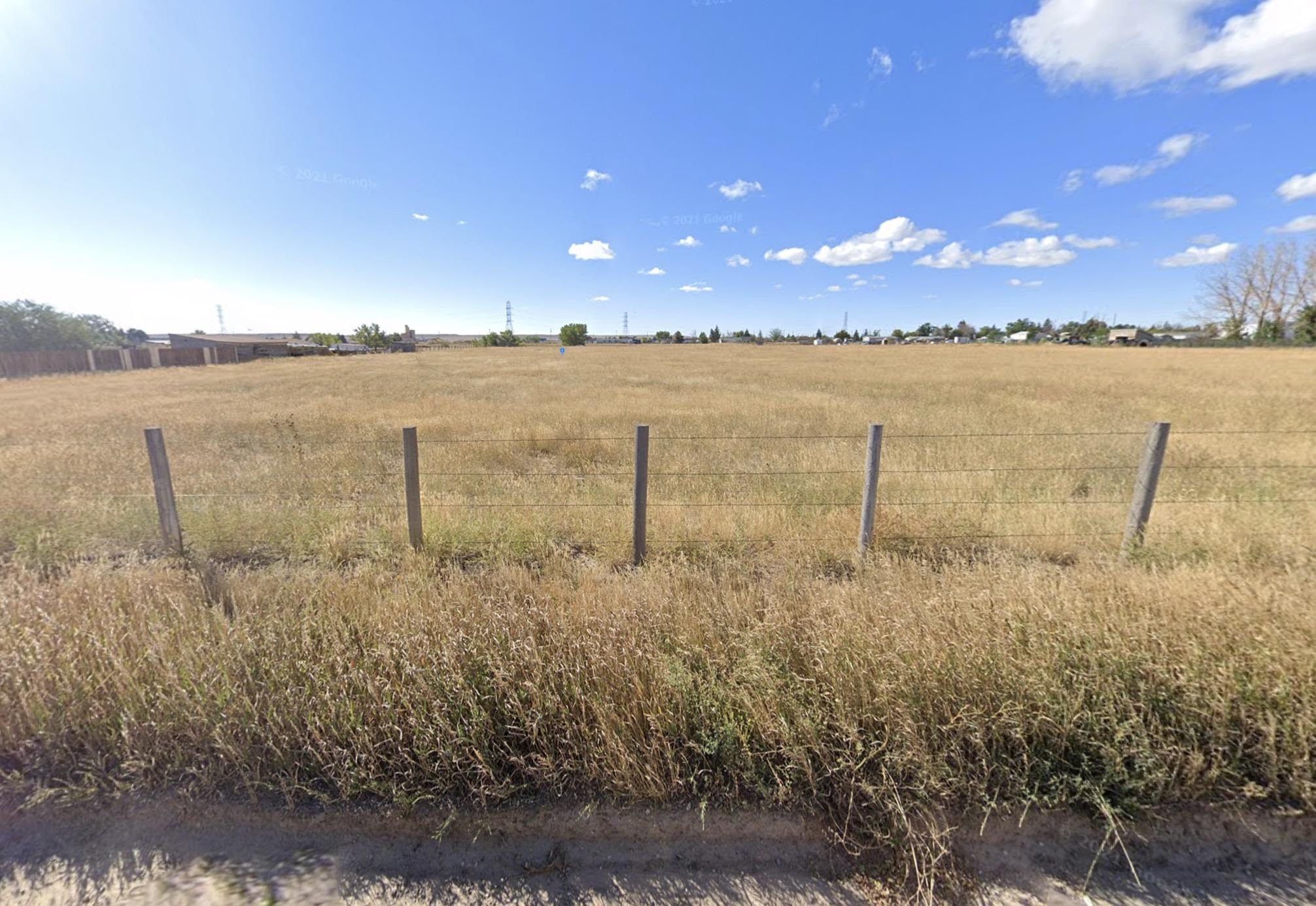 2001 Gordon Road Cheyenne, WY 82007 - Photo 2 of 5