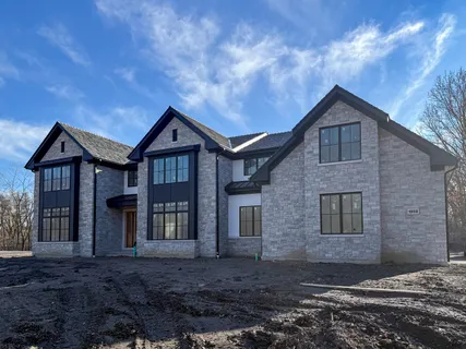 $3,750,000 | 1959 Windridge Drive, Lake Forest, IL 60045