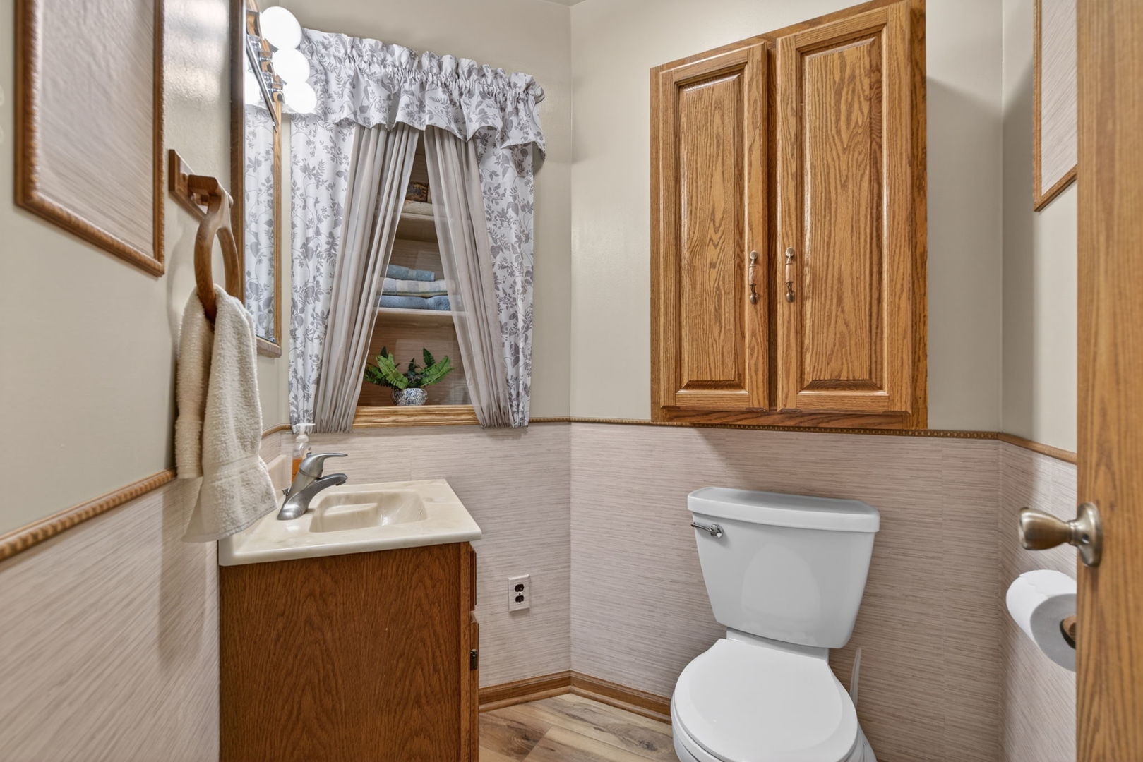 3420 Quail Court Morris, IL 60450 - Photo 14 of 53 a bathroom with a toilet sink and mirror
