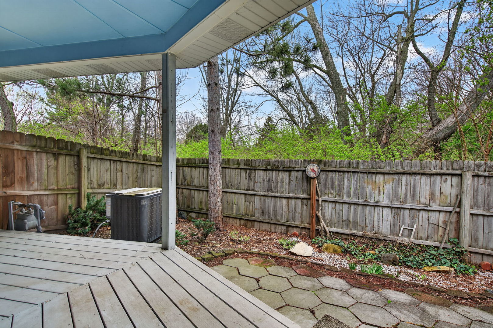 3420 Quail Court Morris, IL 60450 - Photo 37 of 53 a view of a backyard with wooden fence and floor
