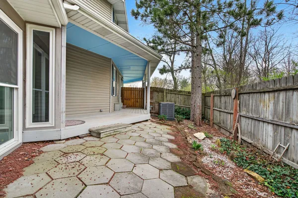 $375,000 | 3420 Quail Court, Morris, IL 60450