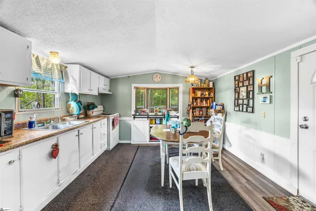 $380,000 | 725 Shelor Ferry Road, Fair Play, SC 29643