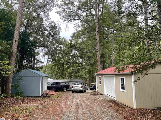 $380,000 | 725 Shelor Ferry Road, Fair Play, SC 29643