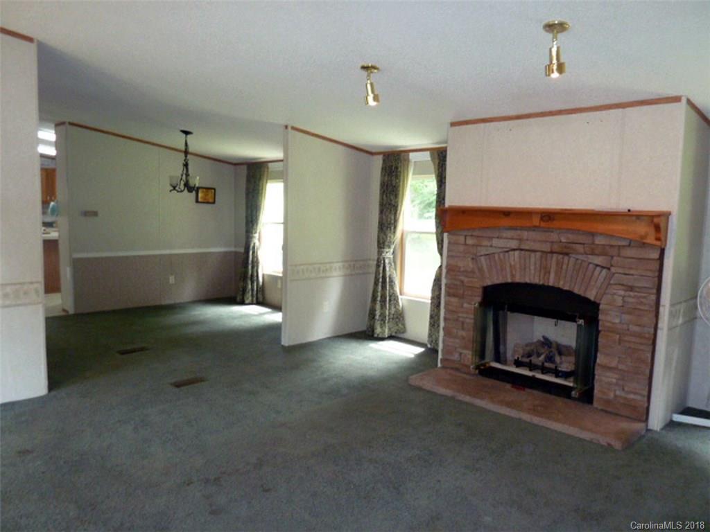 46 Looney Powell Road Rosman, NC 28772 - Photo 12 of 32 Gallery Image 12