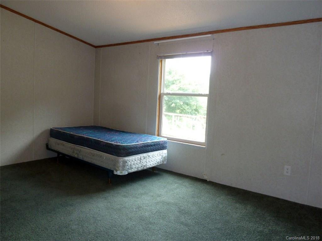 46 Looney Powell Road Rosman, NC 28772 - Photo 17 of 32 Gallery Image 17