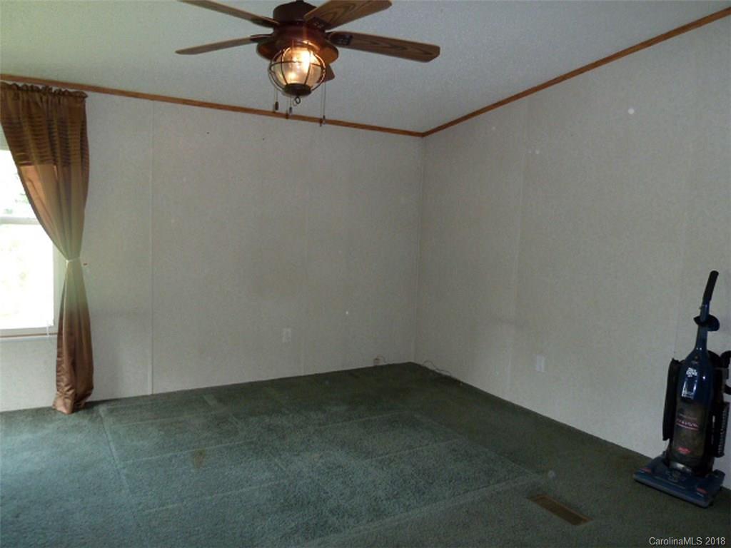 46 Looney Powell Road Rosman, NC 28772 - Photo 18 of 32 Gallery Image 18