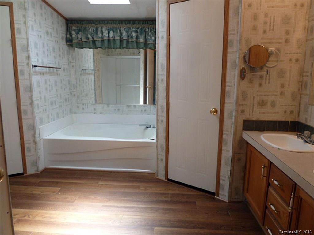 46 Looney Powell Road Rosman, NC 28772 - Photo 20 of 32 Gallery Image 20