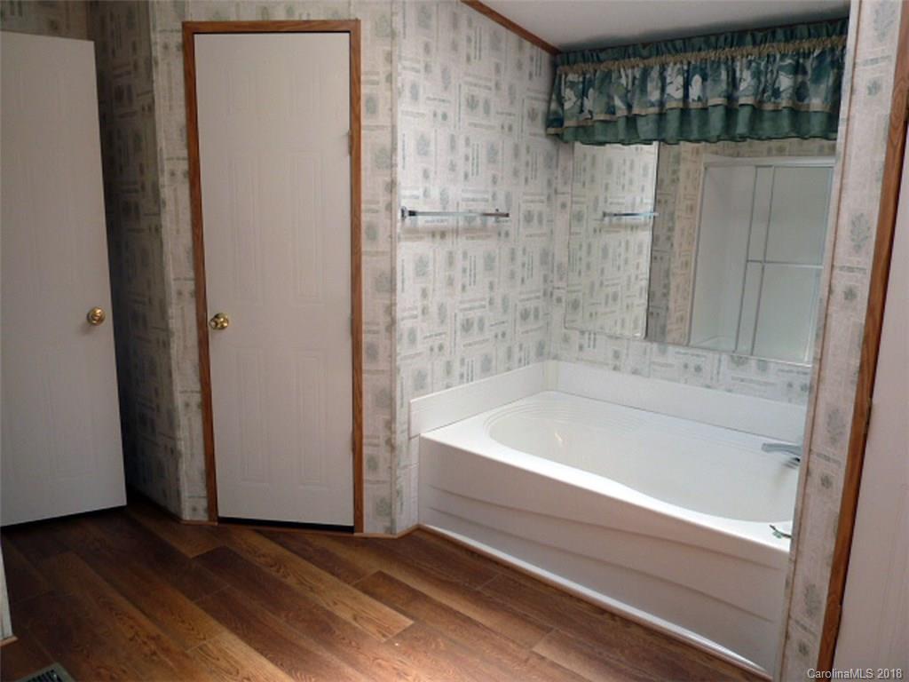 46 Looney Powell Road Rosman, NC 28772 - Photo 28 of 32 Gallery Image 28