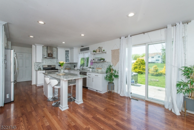61 Rock Road Long Valley, NJ 07853 - Photo 11 of 23