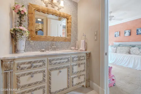 $1,375,000 | 107 Western Lane, Lafayette, LA 70507