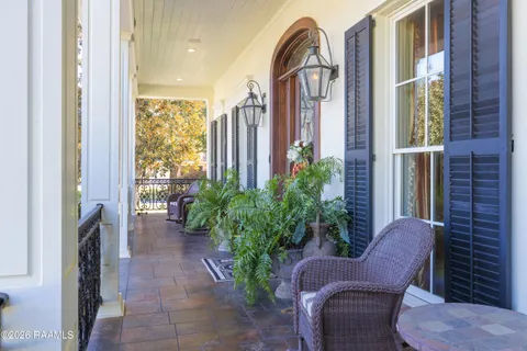 $1,375,000 | 107 Western Lane, Lafayette, LA 70507