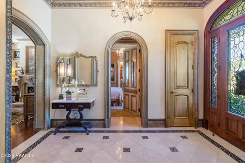 $1,375,000 | 107 Western Lane, Lafayette, LA 70507