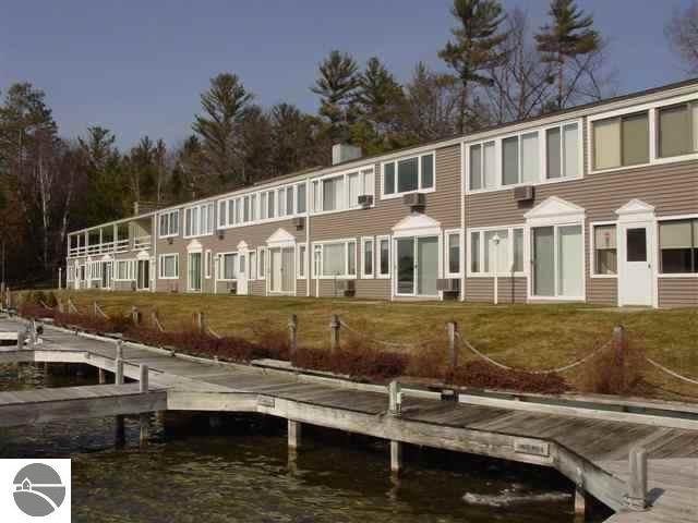 9059-dbleunit Clam Lake Road Bellaire, MI 49615 - Photo 12 of 19 1741393-16.JPG
