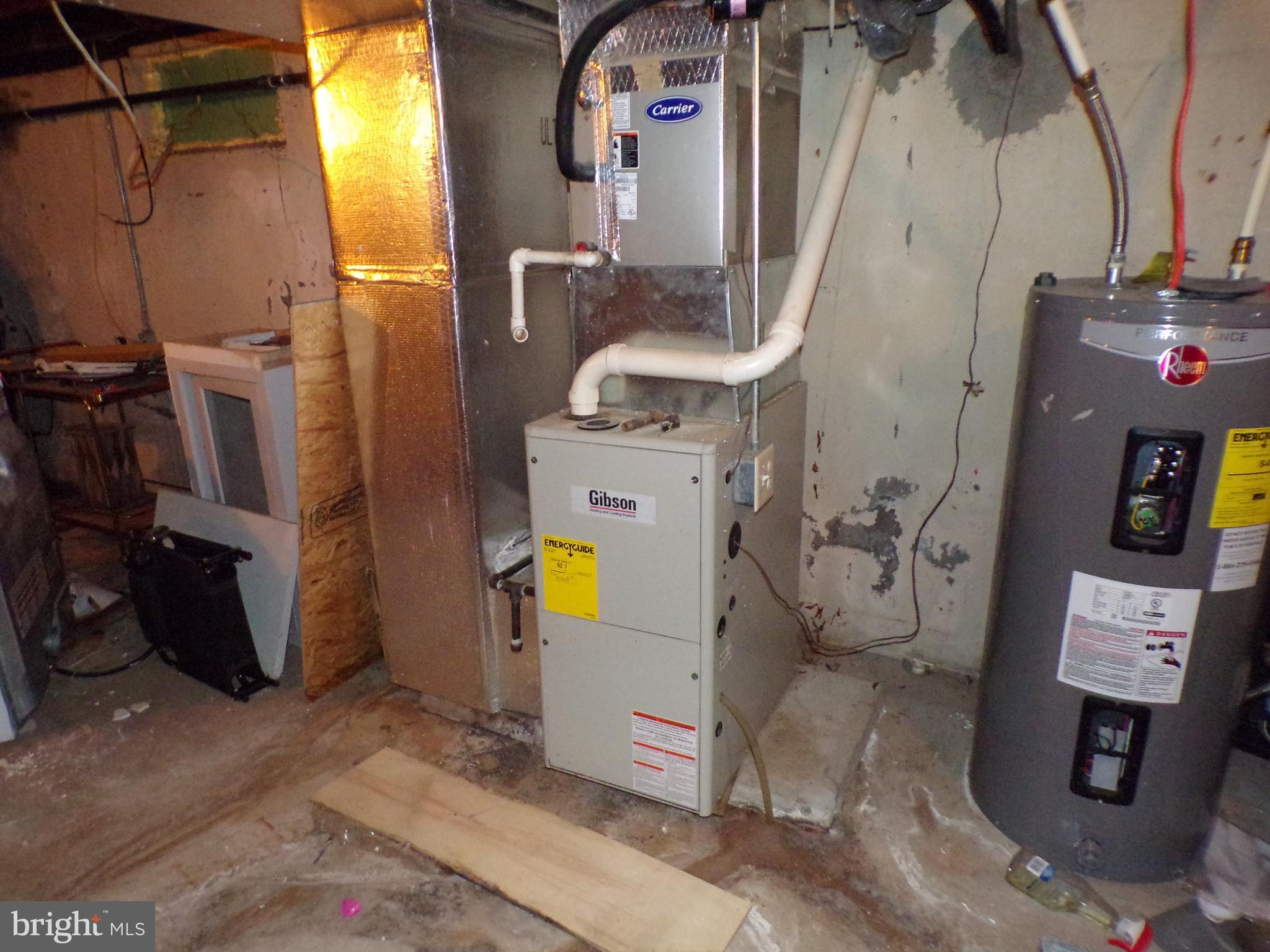 3316 Stoudts Ferry Bridge Road Reading, PA 19605 - Photo 14 of 18 a view of bathroom