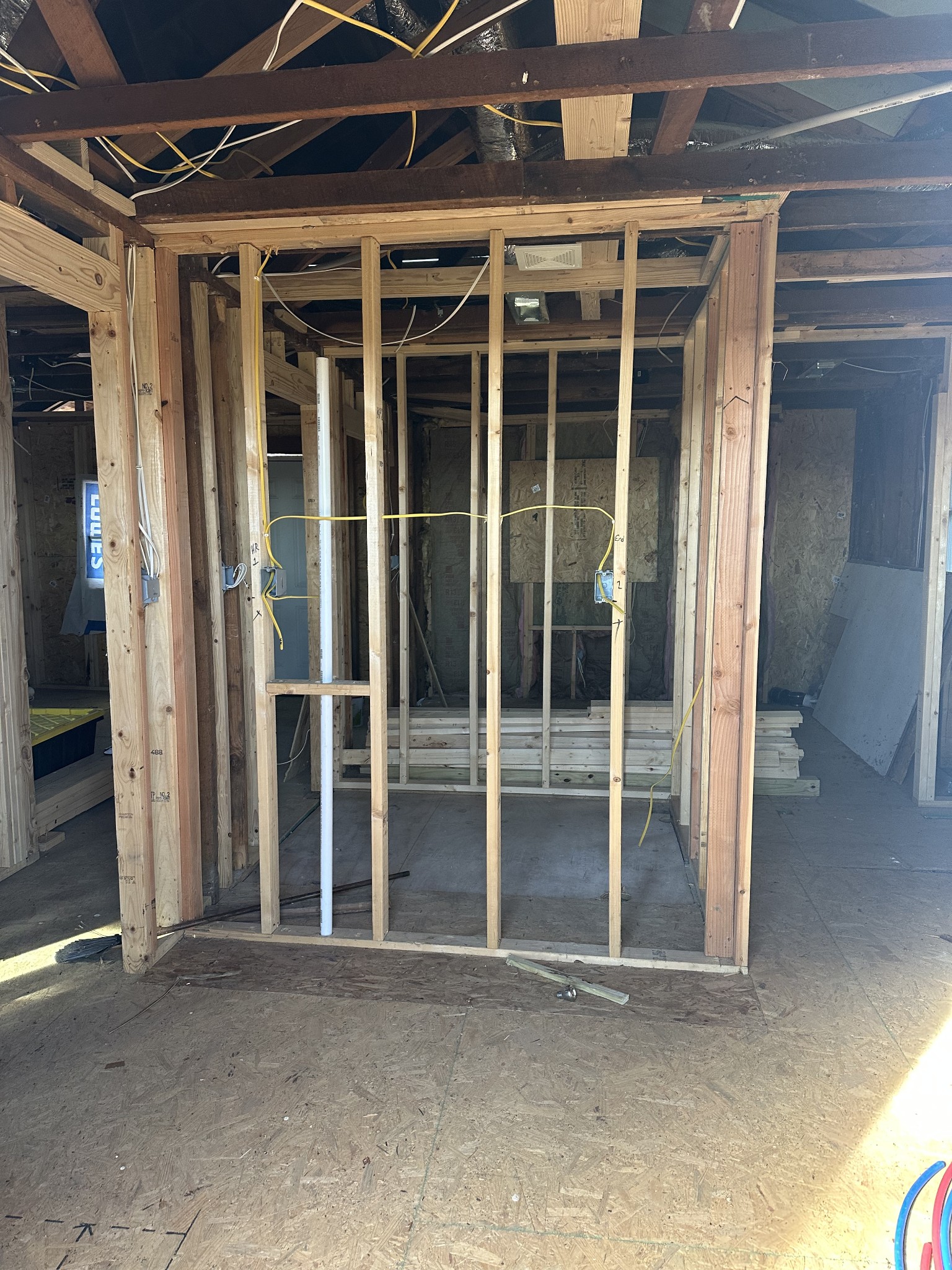 2123 Butler Road Hopkinsville, KY 42240 - Photo 9 of 10 a view of porch with a black gate