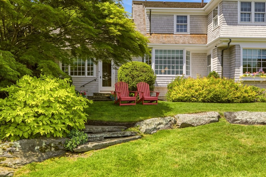 148 Nanaquaket Road Tiverton, RI 02878 - Photo 8 of 47