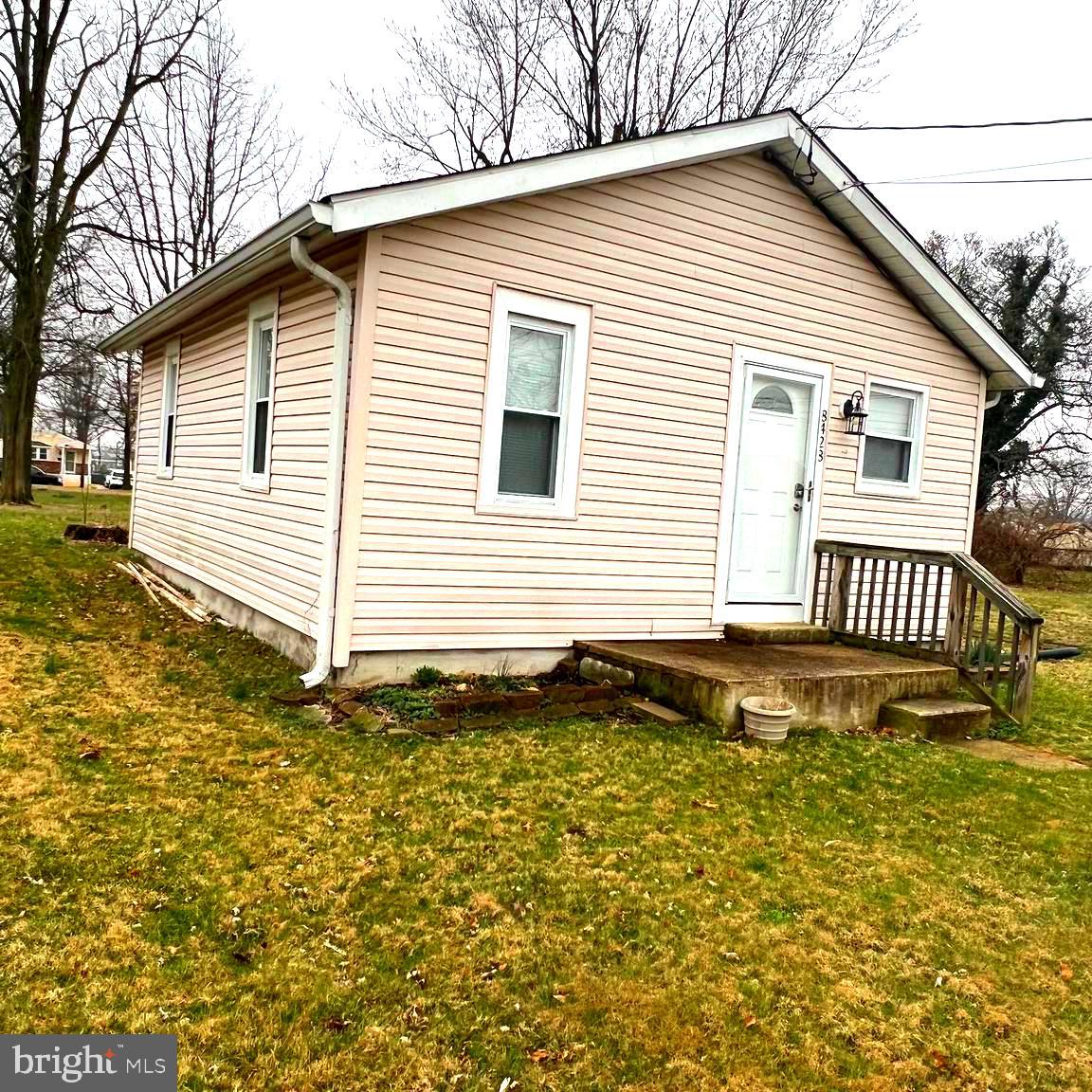 8428 Sheppard Road Pennsauken, NJ 08110 - Photo 3 of 25
