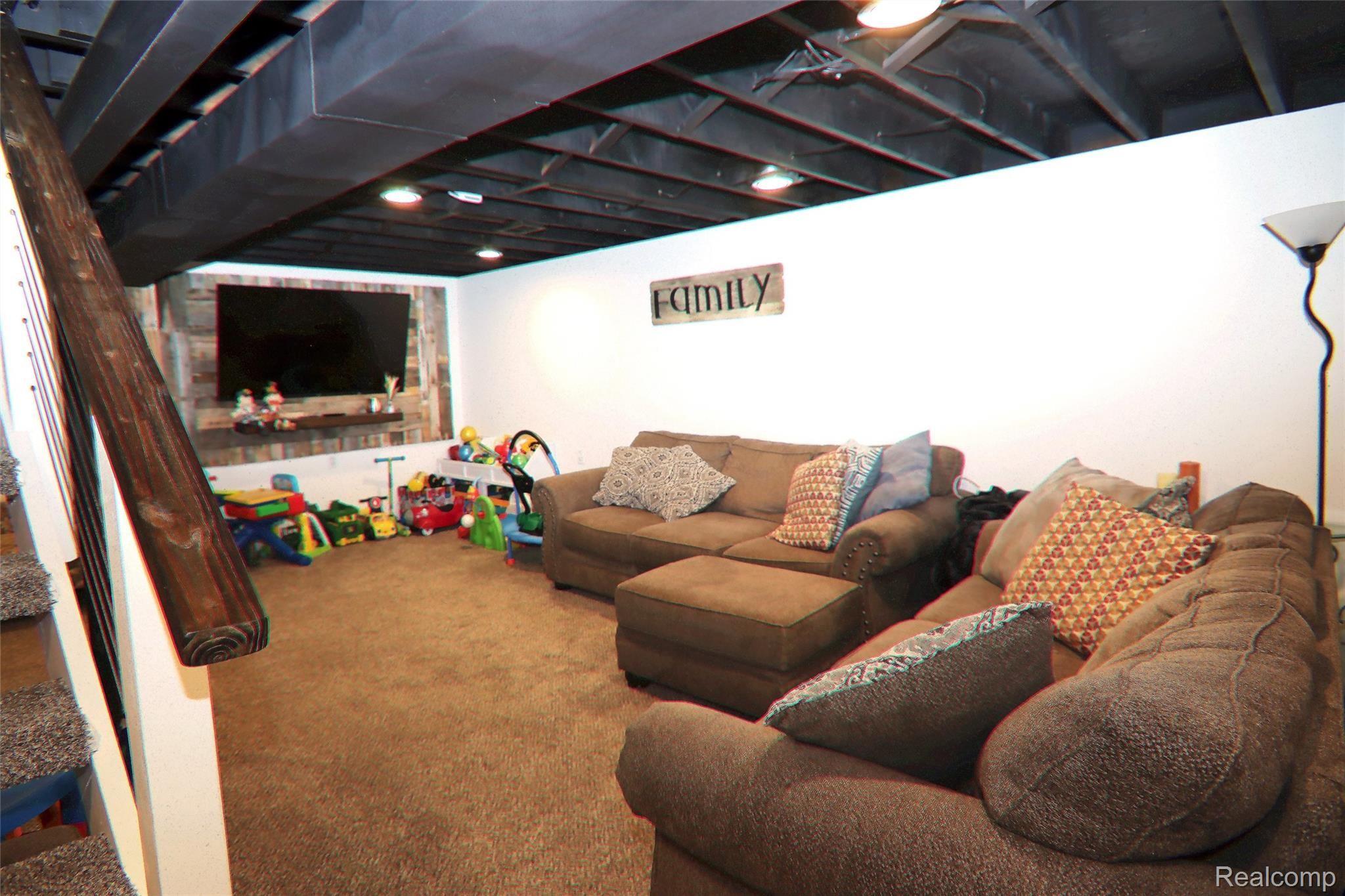 3342 East Rolston Road Fenton, MI 48430 - Photo 10 of 10 Basement.jpg