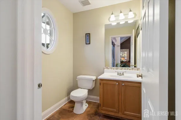 $965,000 | 15 Congress Lane, South River, NJ 08882