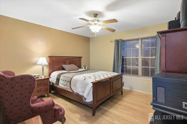 $965,000 | 15 Congress Lane, South River, NJ 08882