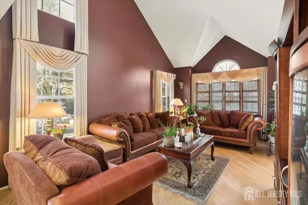 $965,000 | 15 Congress Lane, South River, NJ 08882