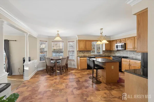 $965,000 | 15 Congress Lane, South River, NJ 08882