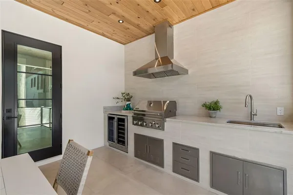 $2,799,999 | 3407 South Lightner Drive, Tampa, FL 33629