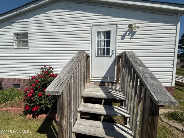 $255,000 | 274 Norris Road, Swansboro, NC 28584