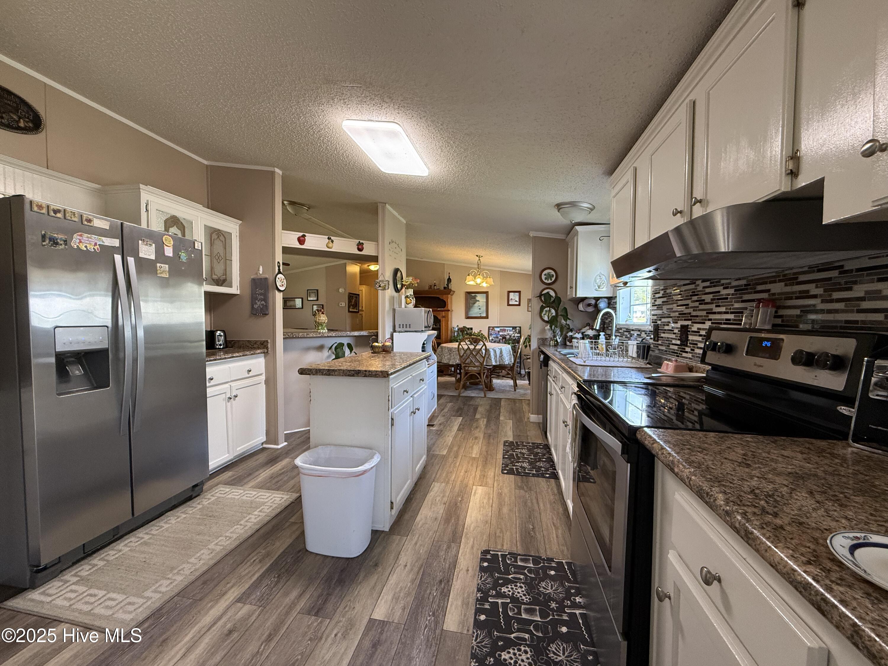 274 Norris Road Swansboro, NC 28584 - Photo 27 of 58 Kitchen