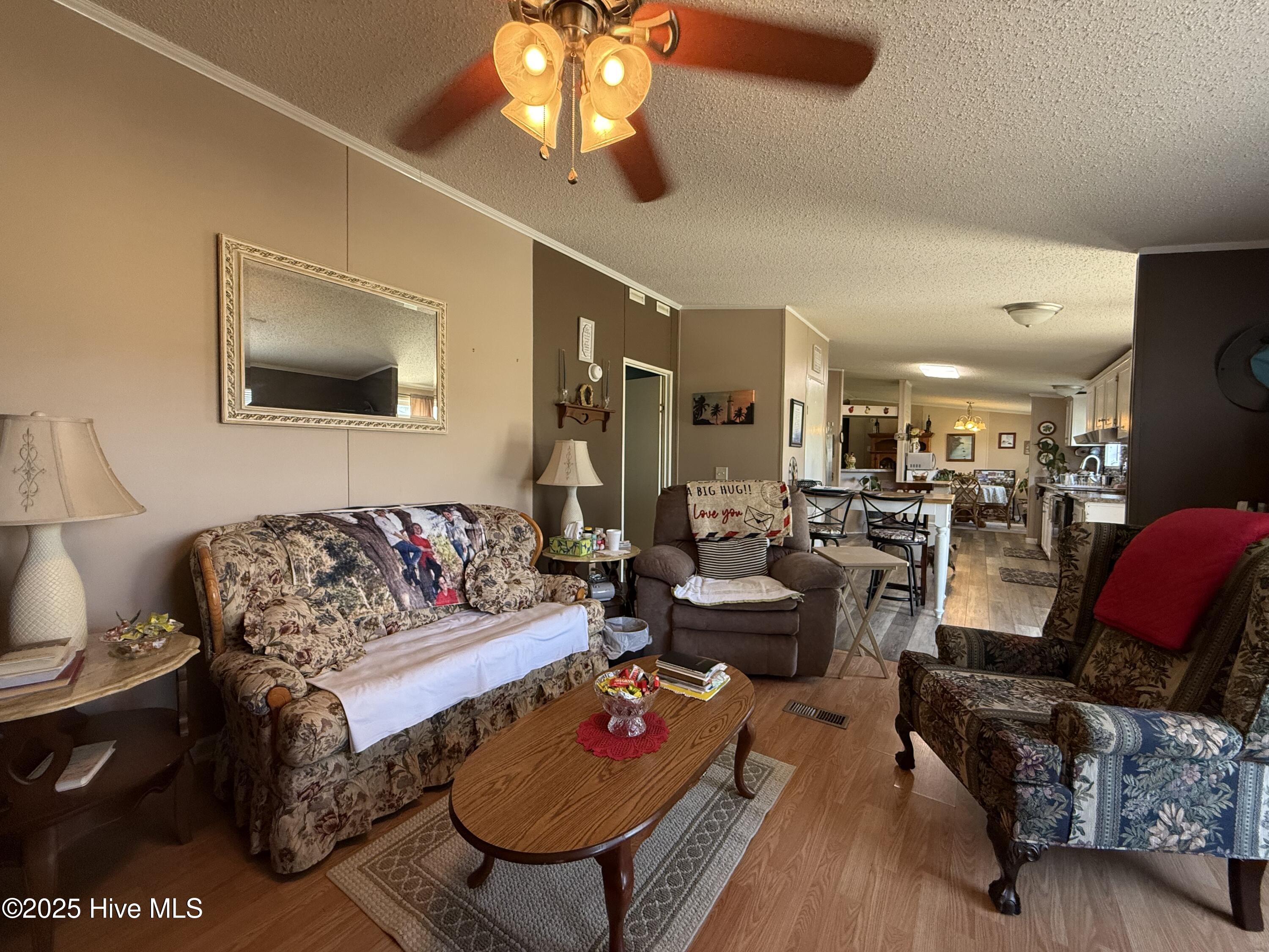 274 Norris Road Swansboro, NC 28584 - Photo 32 of 58 Living Area