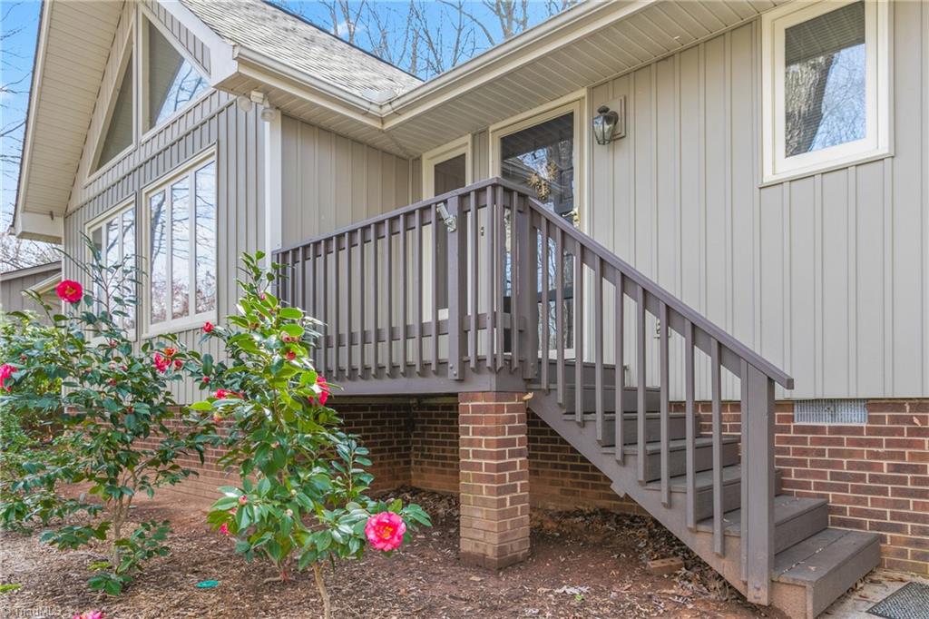 3621 Gramercy Road Greensboro, NC 27410 - Photo 4 of 45 Gallery Image 4