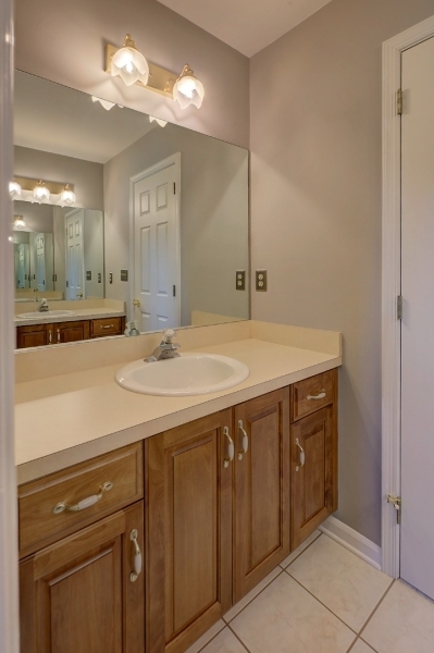 22 Red School House Road Lebanon, NJ 08833 - Photo 26 of 36