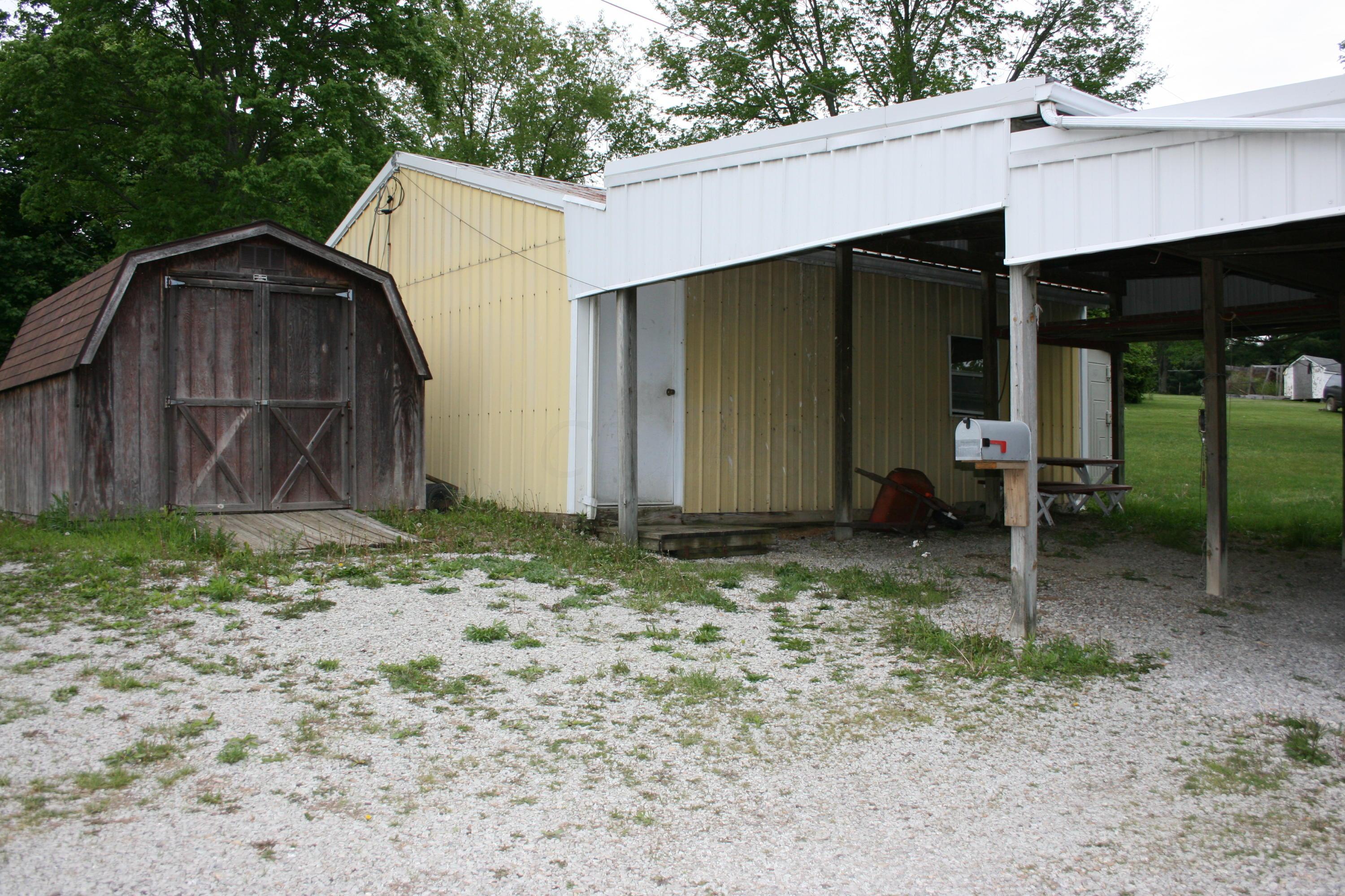 9315 Frazeysburg Road Dresden, OH 43821 - Photo 8 of 9