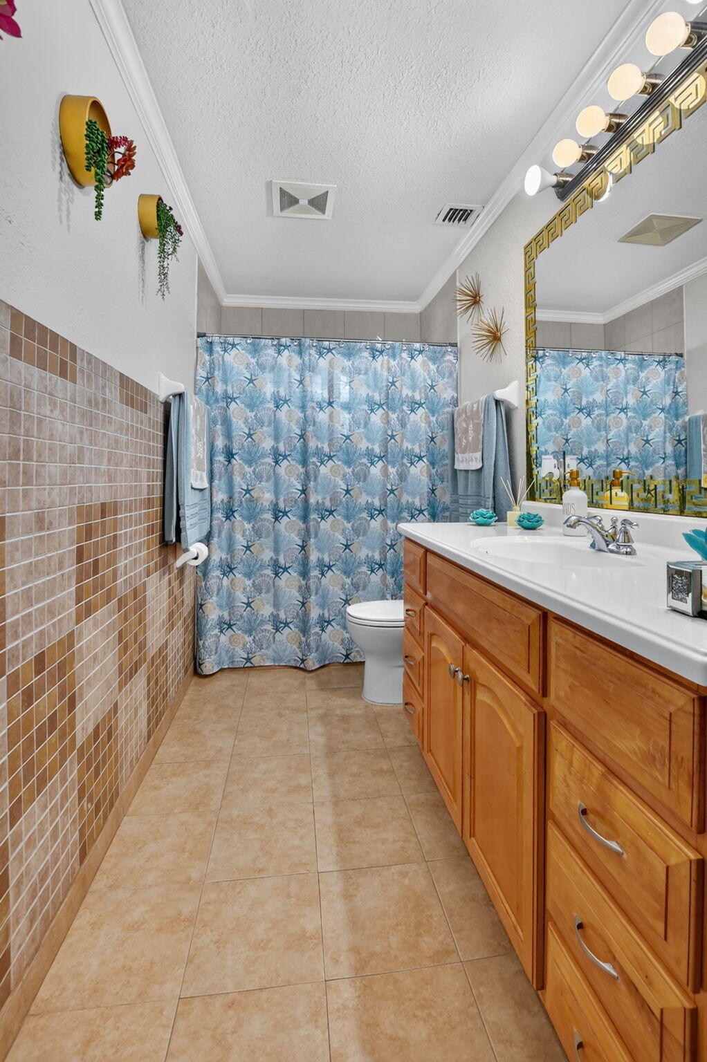 22305 Southwest 57th Avenue Boca Raton, FL 33428 - Photo 33 of 43 Bathroom 2